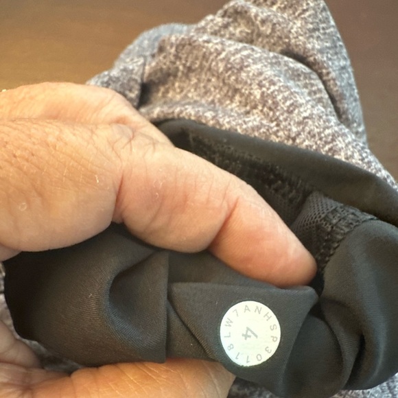 Lululemon Spring Break Away Short 4-way Stretch 3"
Heather Lux Multi Black - Picture 7 of 7